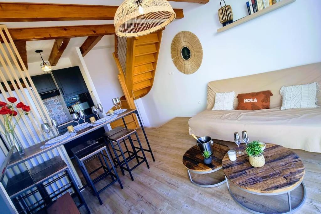Apartment Le Barreur Maison Authentique Setoise La Pointe Courte, Bord De Mer, Climatisee, Parking Gratuit Proximite